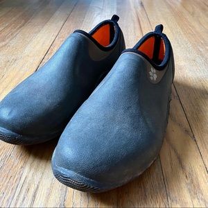 Unisex Muck Shoes